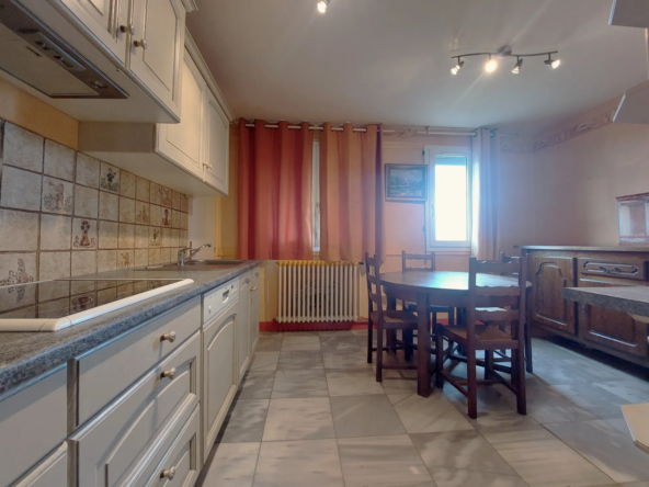 Vente Appartement T5 à Tarbes - 88 m² avec Garage