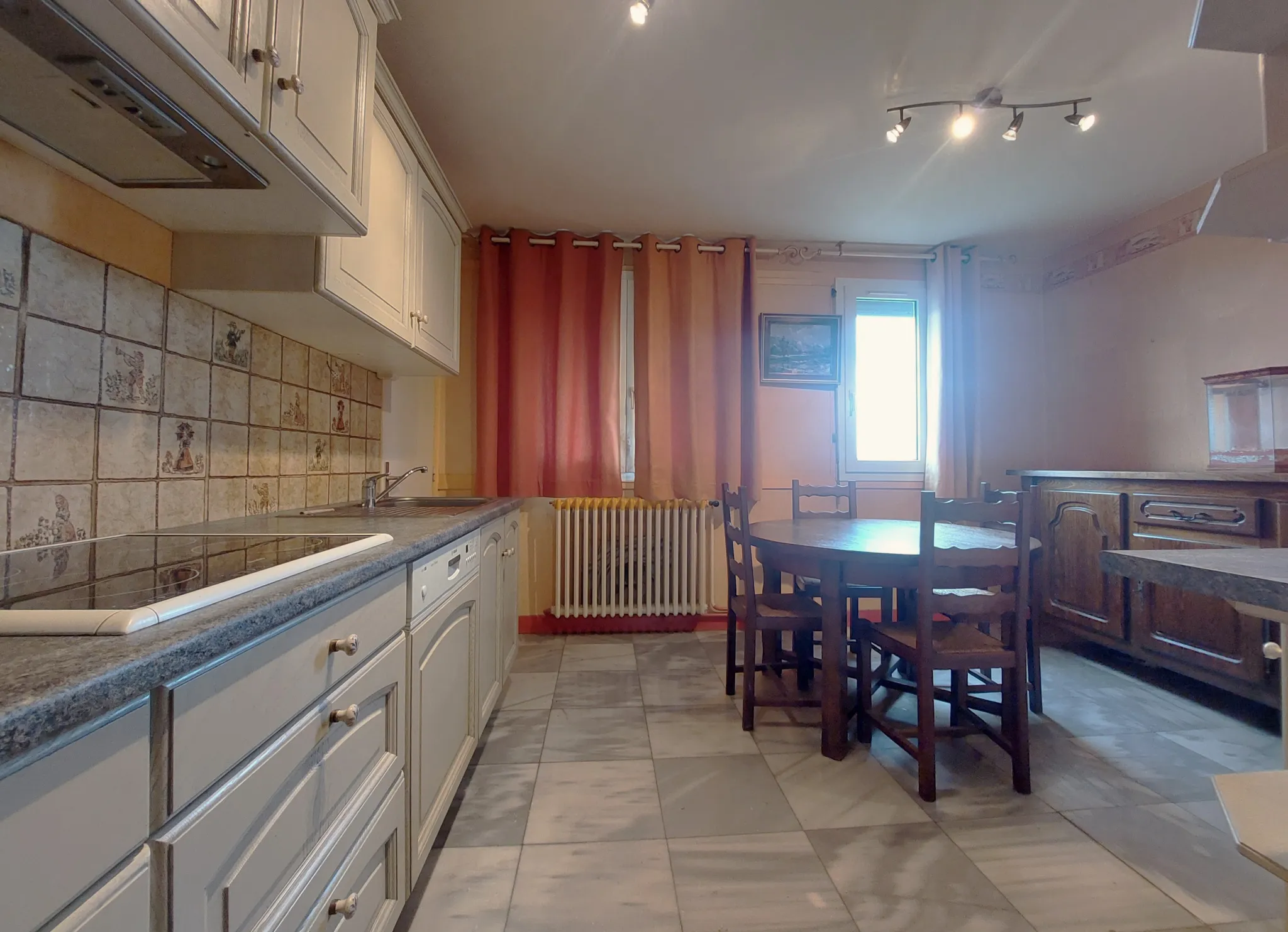 Vente Appartement T5 à Tarbes - 88 m² avec Garage 