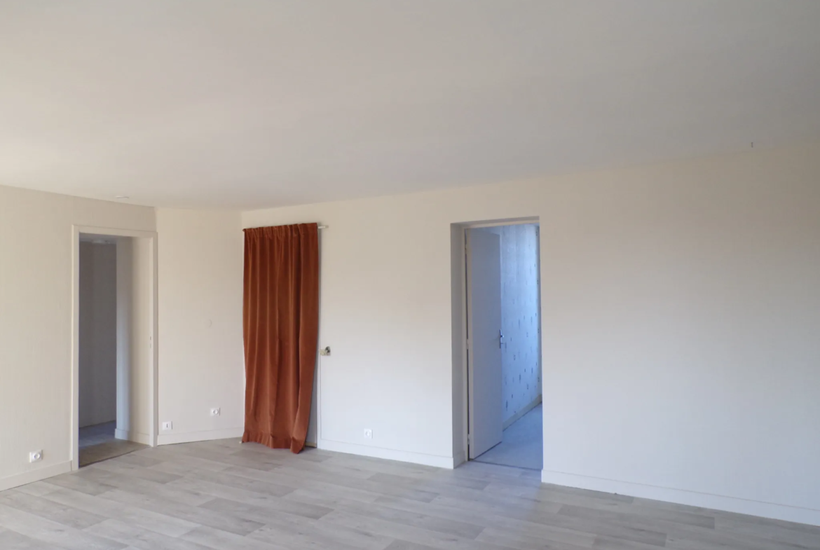 Bel appartement à vendre près de la gare à Sablé-sur-Sarthe 