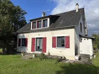 Maison spacieuse à vendre à Marcillac la Croisille