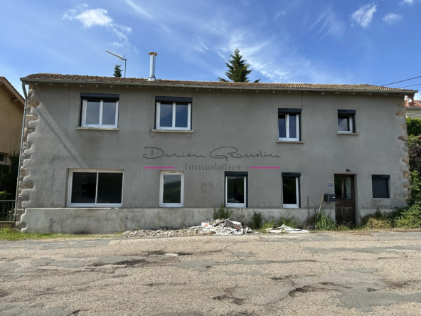 Maison individuelle à Fourneaux avec jardin et potentiel