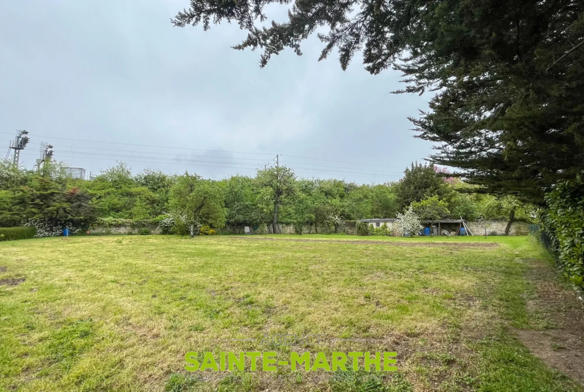 Vente d'un pavillon de plain-pied à Niort avec 3 chambres et garage 