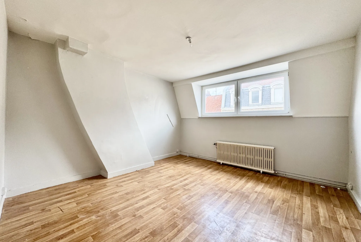 Appartement à Rénover de Type 3 à Lille - Près du Théâtre Sebastopol 