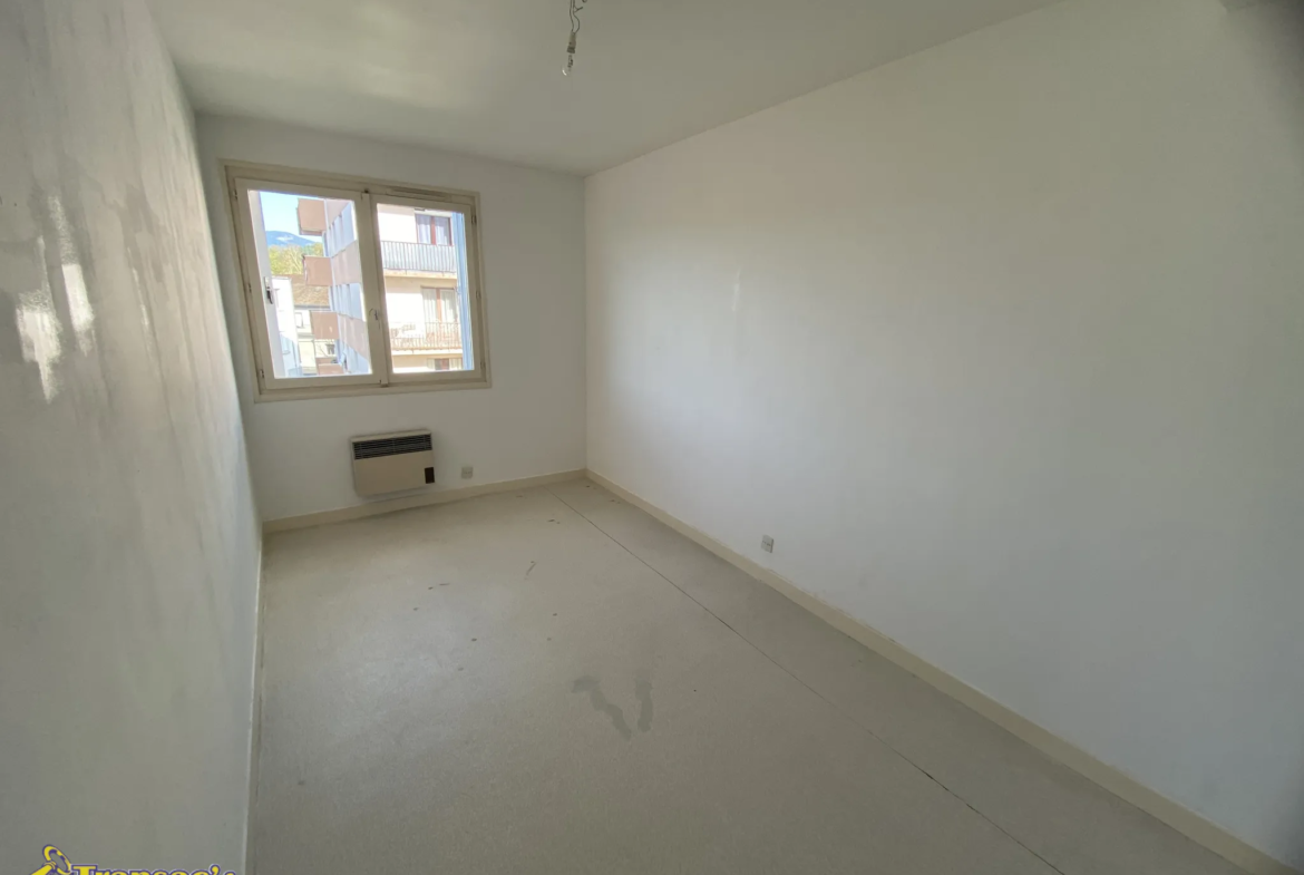 À vendre 59950 € à Courpière : appartement T4 de 80,51 m² 