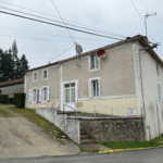 Maison en pierres avec fort potentiel à rénover à La Caillère-Saint-Hilaire