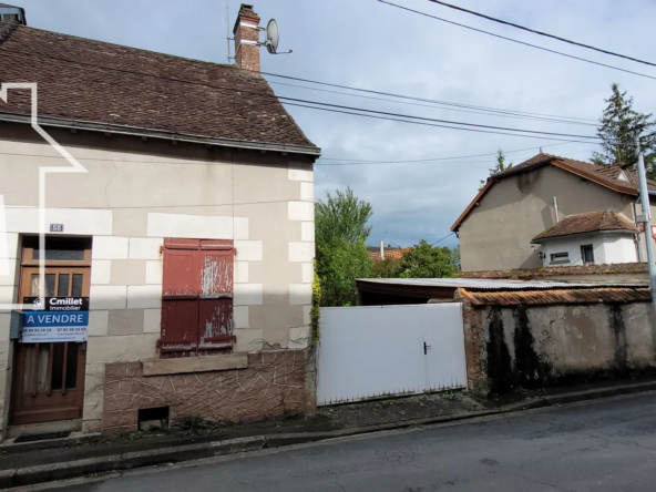 Maison de ville avec jardin et garage à Buzançais