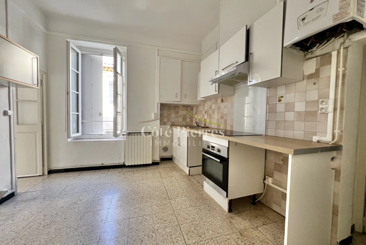 À vendre : Appartement T4 lumineux à Nîmes 