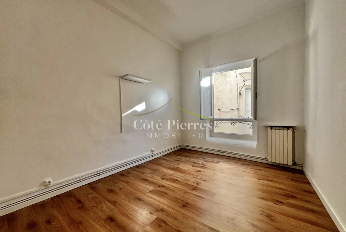 À vendre : Appartement T4 lumineux à Nîmes 