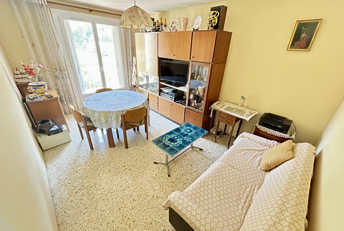 À vendre : Appartement 3 pièces de 58 m² à Nice Est 