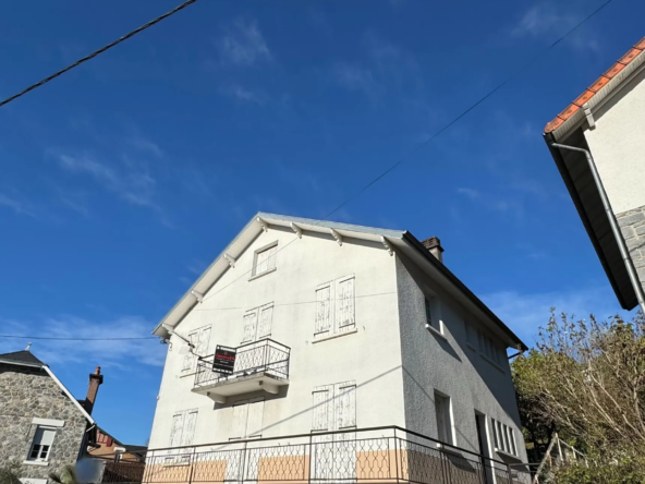 Maison à Tulle en Corrèze avec 2 appartements et garages