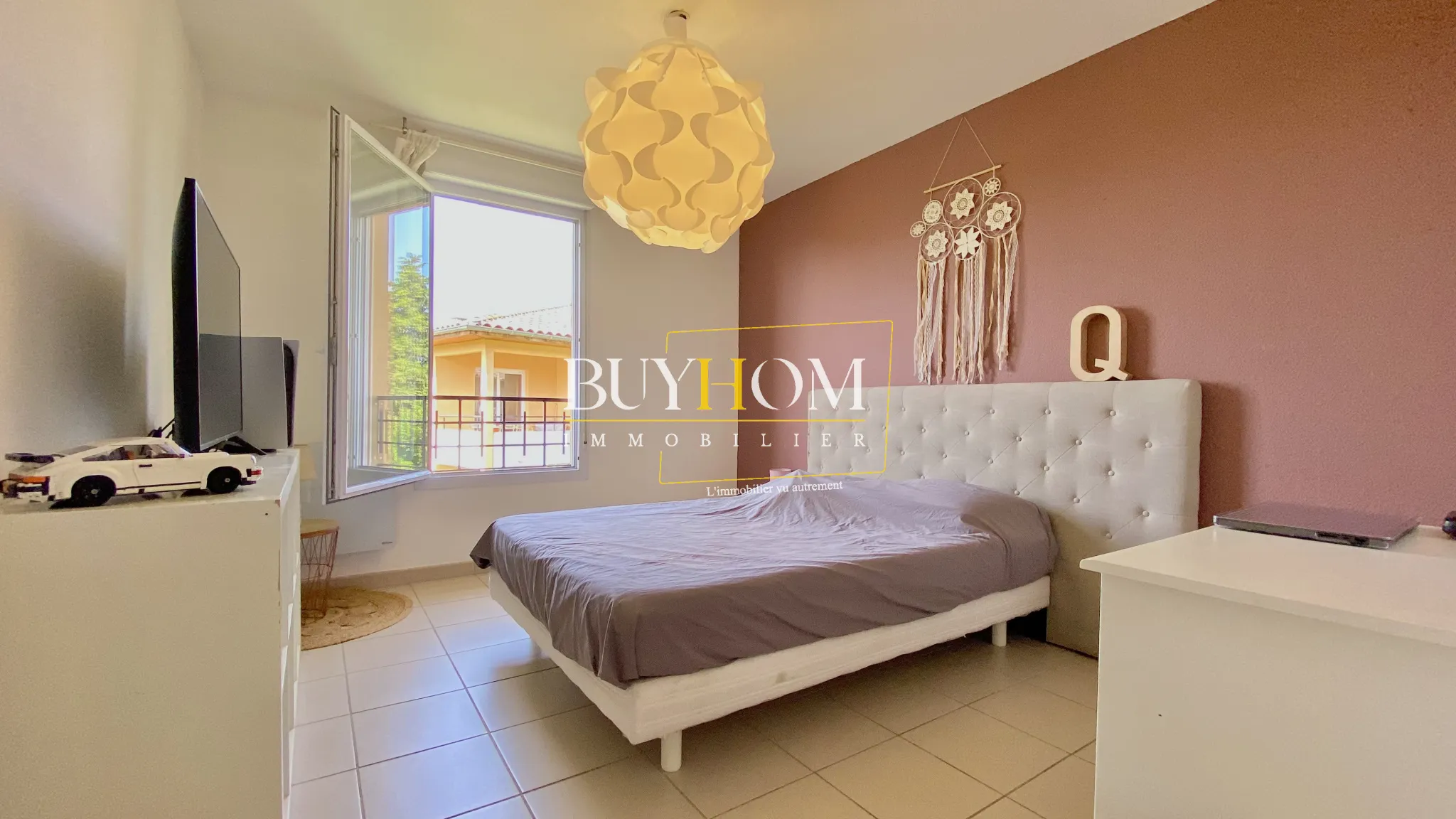 Appartement T2 de 44m2 avec balcon et piscine à L'Isle-sur-la-Sorgue 