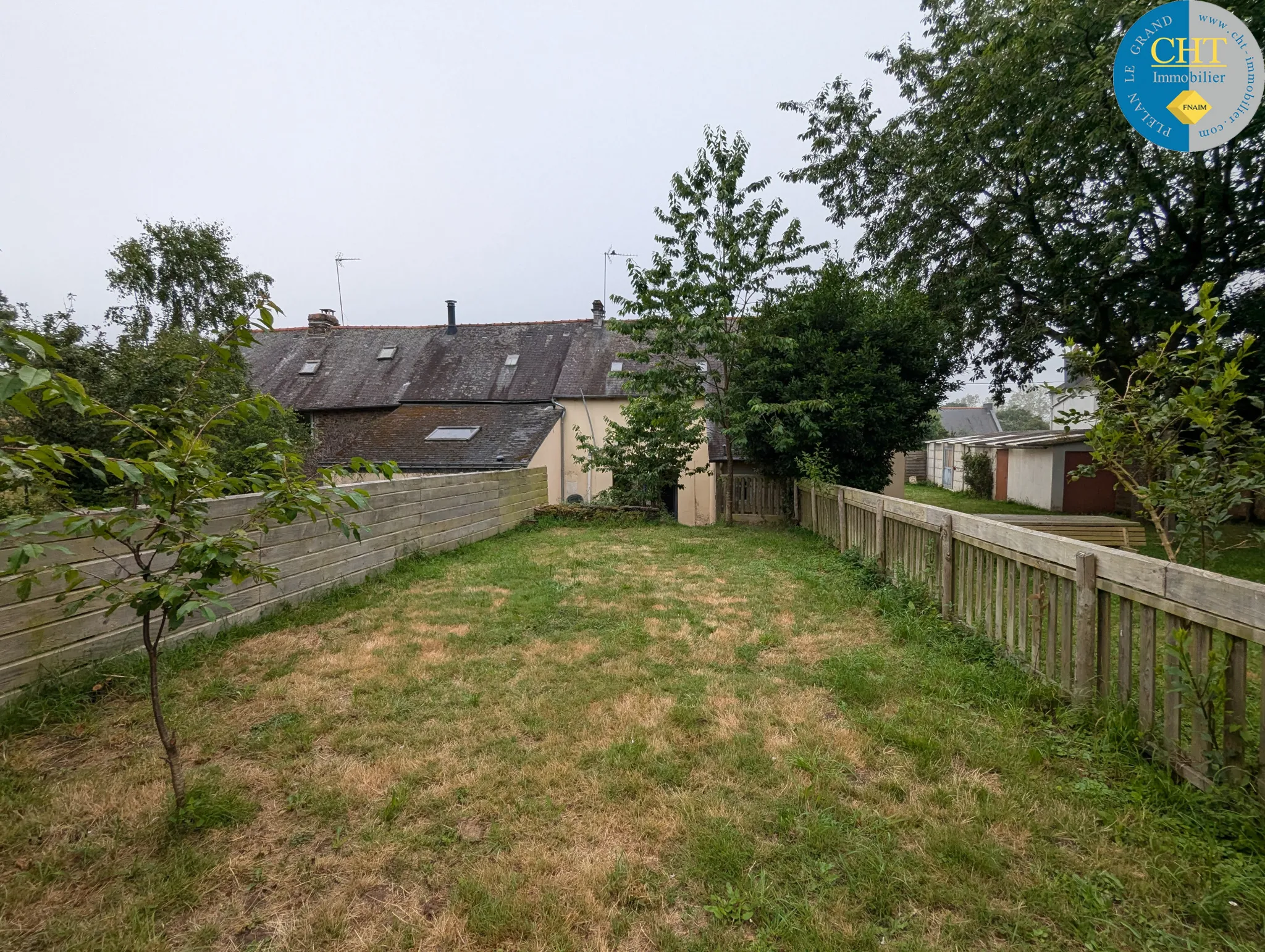 Charmante maison en pierres à TREHORENTEUC, Brocéliande 