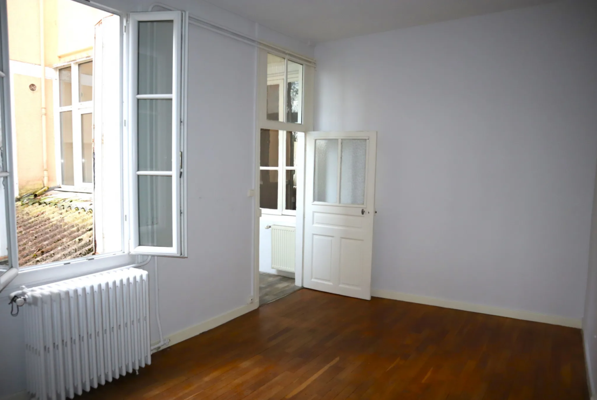 Appartement lumineux de 83 m2 au centre-ville d'Autun 