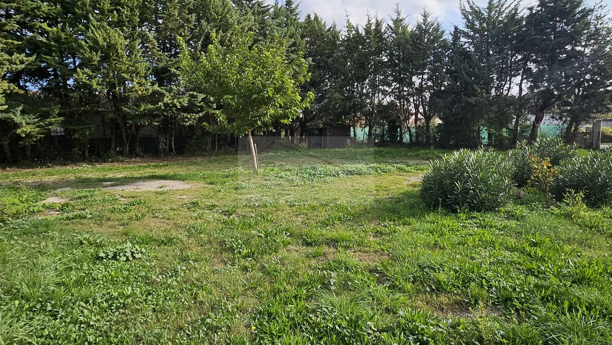 Terrain constructible de 300 m² à Boisseron en vente 