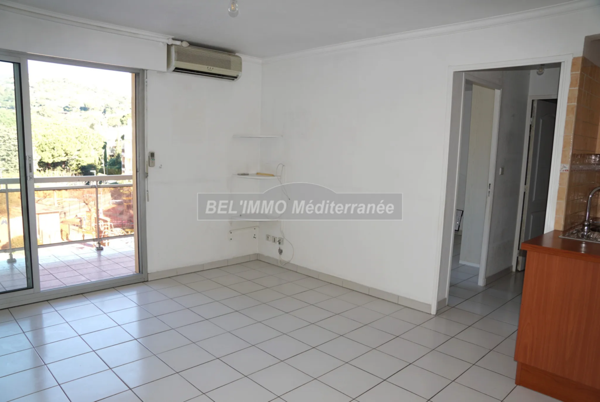 Vente d'un Appartement 2 Pièces au Centre-Ville de Cavalaire-sur-Mer 