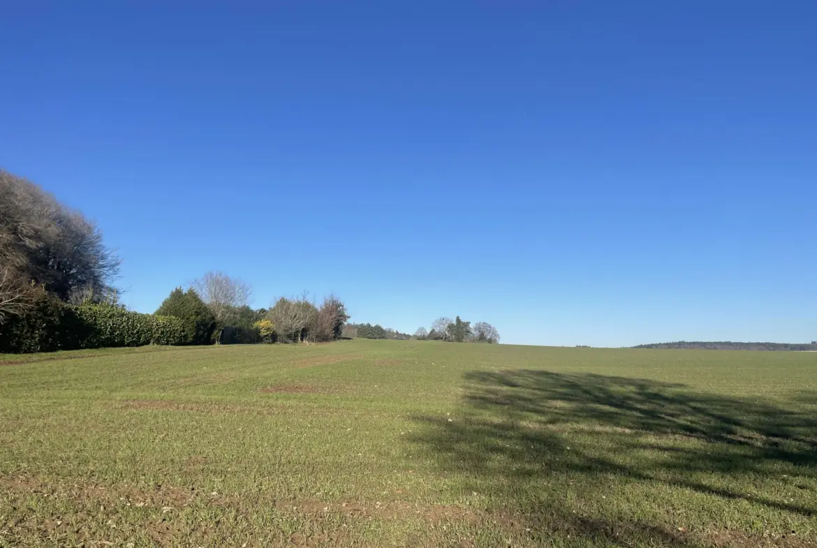 Terrain constructible à Melrand de 3140 m² 