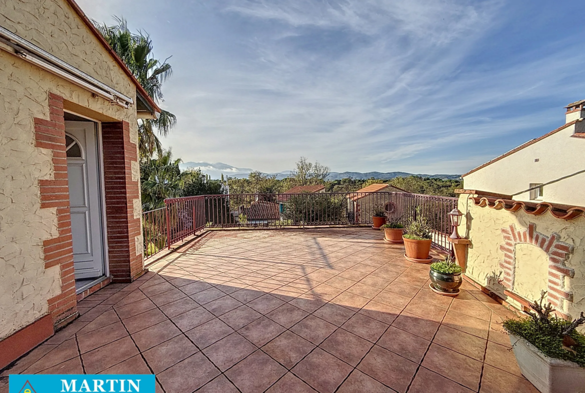 Maison rénovée avec jardin à Maureillas Las Illas 