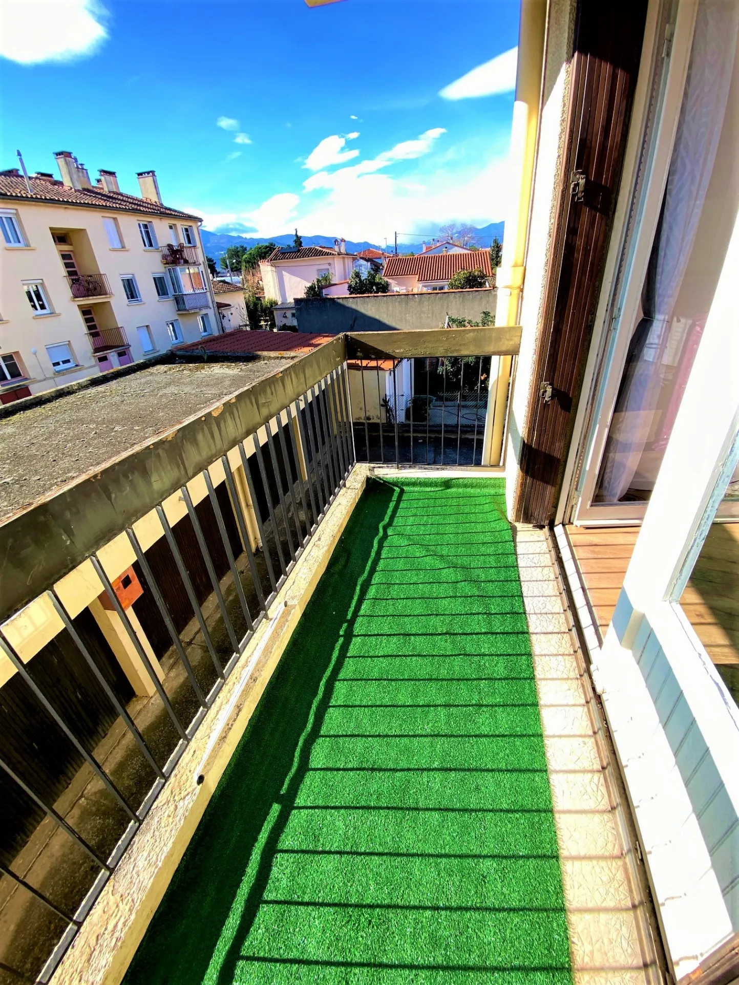 Appartement rénové avec terrasse au Boulou à vendre 