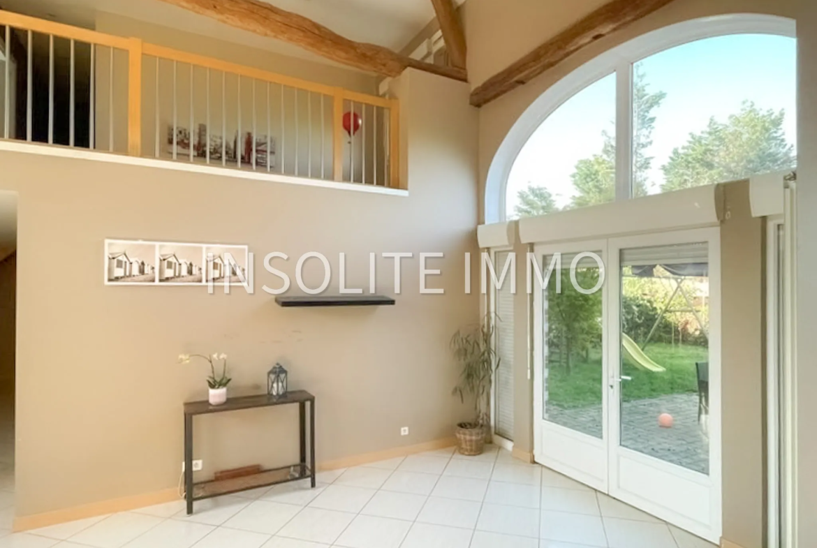 Loft spacieux de 144 m² avec jardin à vendre à Abscon 