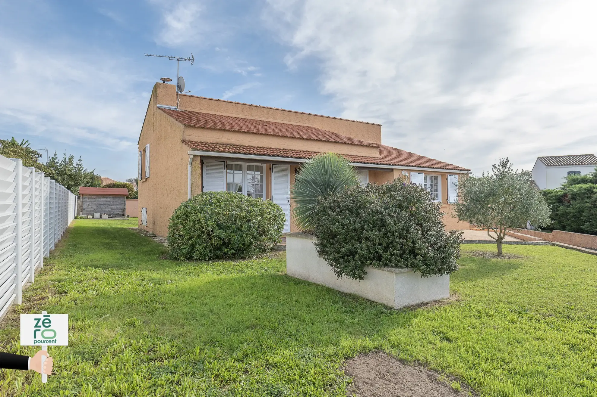 Maison à vendre à Saint-Mathurin, 93 m² avec jardin et garage 