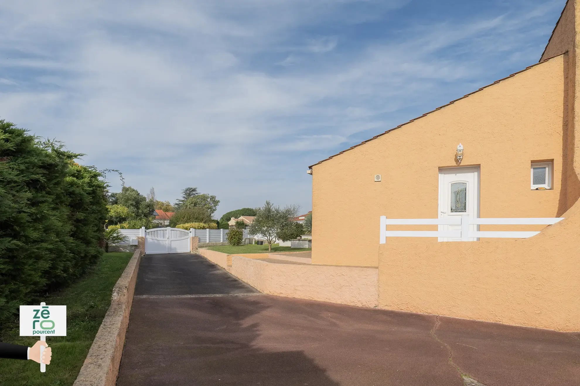 Maison à vendre à Saint-Mathurin, 93 m² avec jardin et garage 