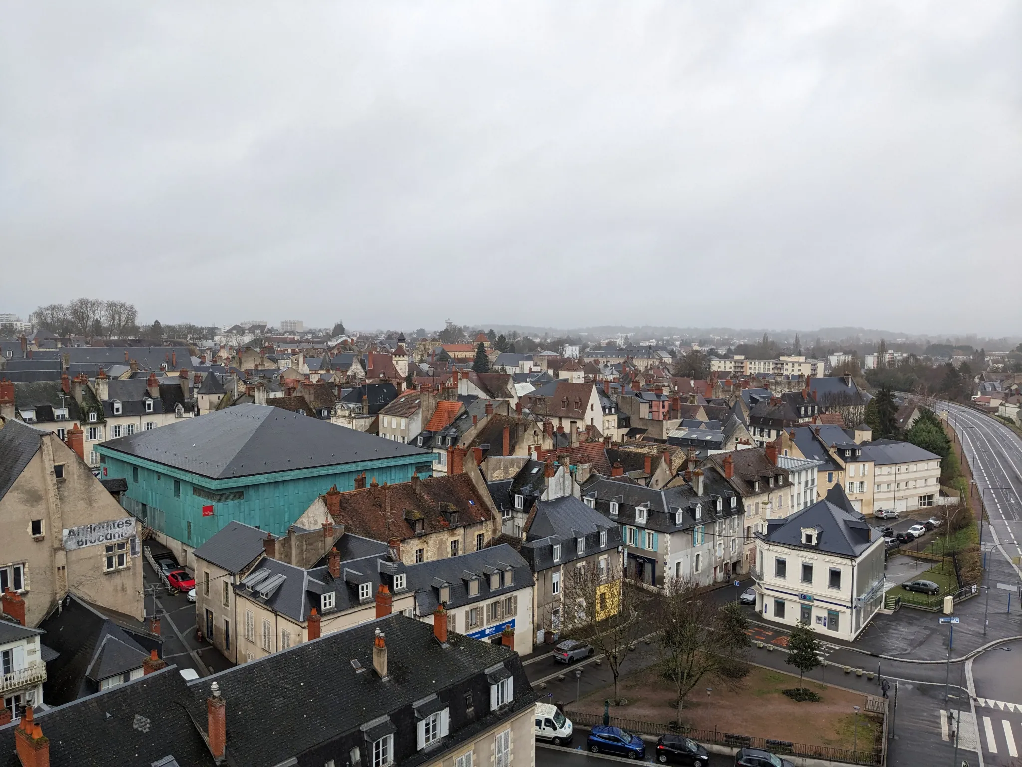 À vendre : Appartement 2 chambres avec vue sur Loire à Nevers 