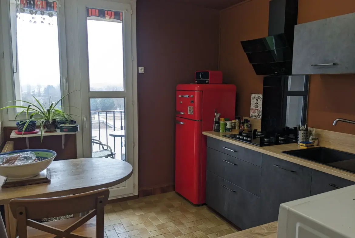 À vendre : Appartement 2 chambres avec vue sur Loire à Nevers 