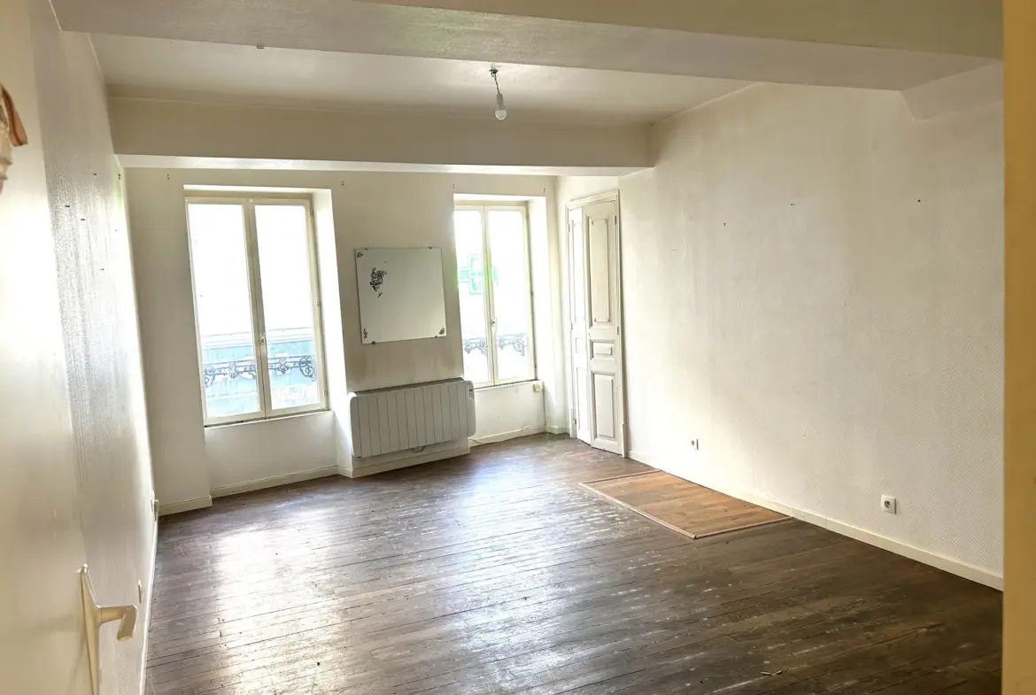 Maison de village à vendre à St Saulge – 76 m² avec loyer commercial 