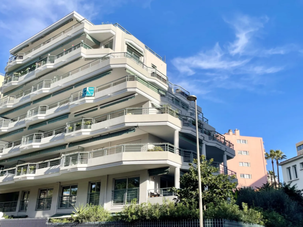 Appartement deux pièces à vendre au Cannet