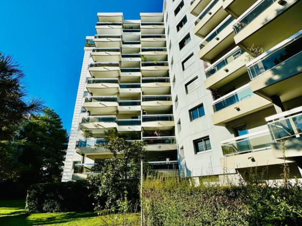 Superbe appartement T3 à vendre à Grenoble avec terrasse et parc