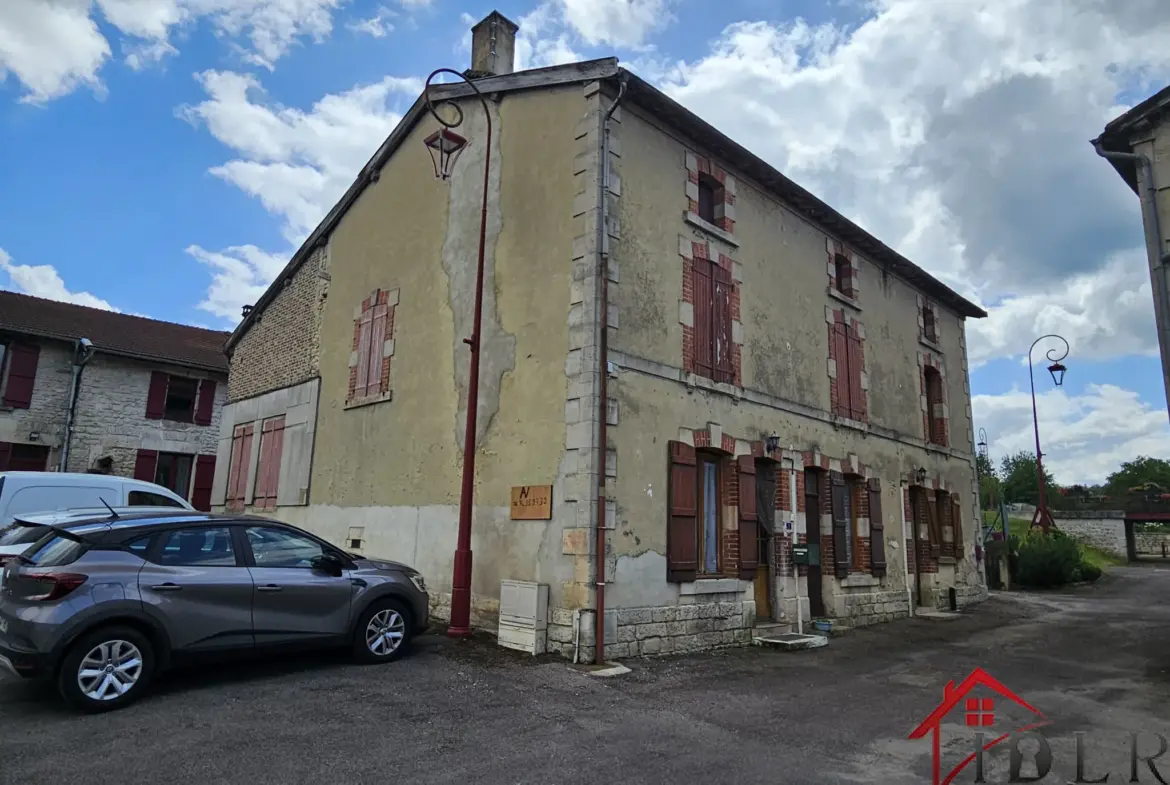 Vente d'un immeuble à Montreuil-Sur-Blaise avec 2 logements et remise 