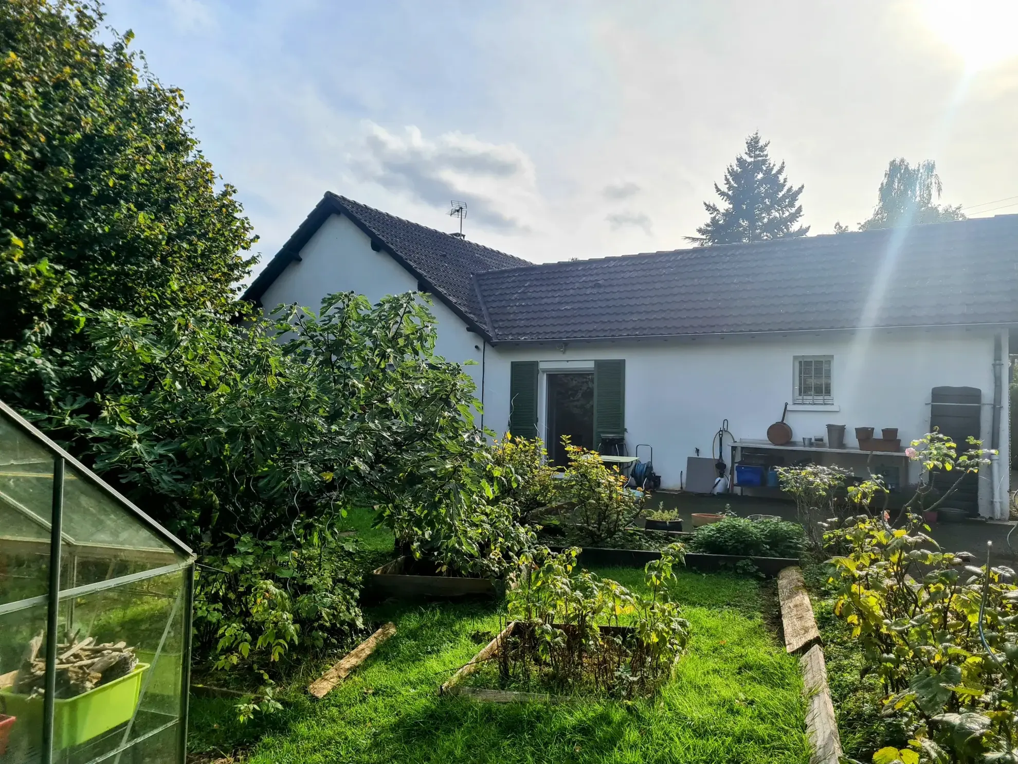 Pavillon T.7 de 150 m² avec jardin à Varennes Vauzelles 