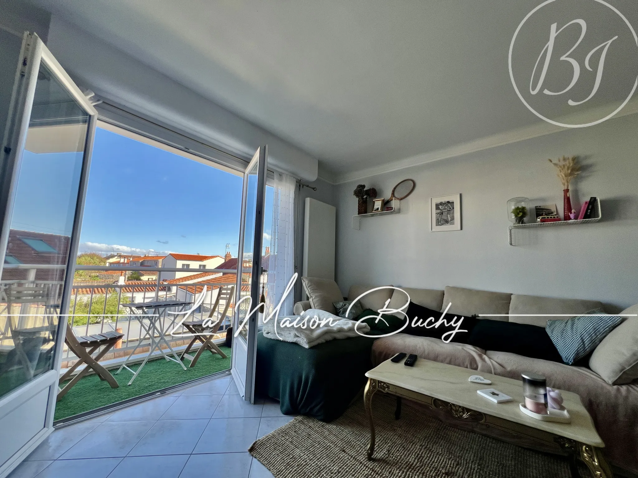 À vendre : Appartement T3 avec balcon près du marché Arago 