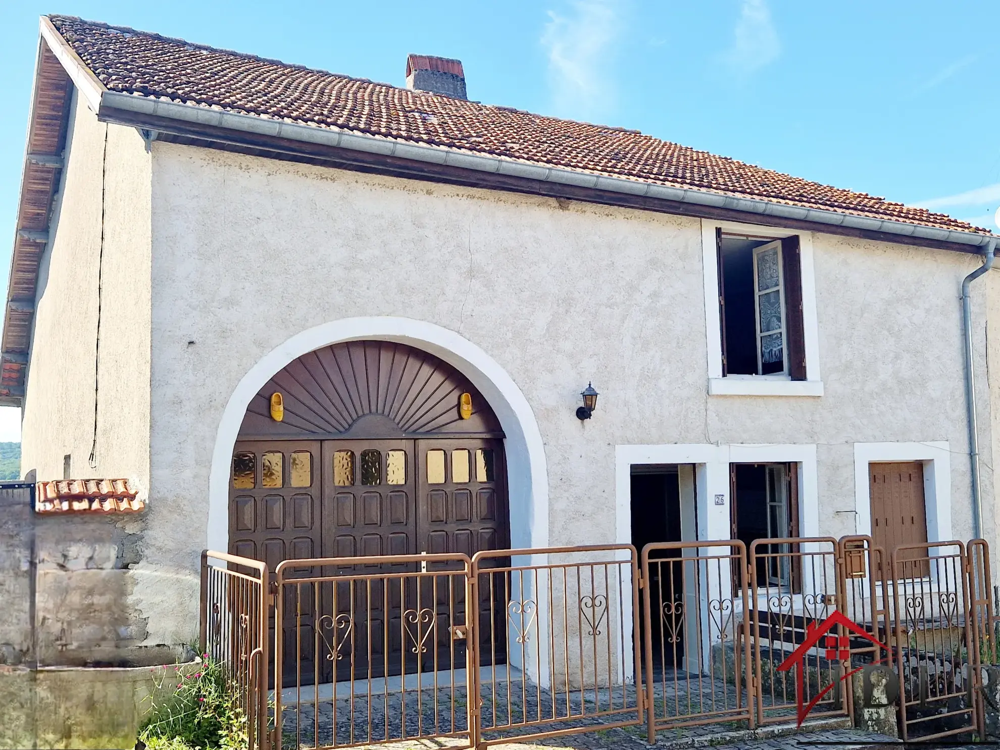 Maison ancienne de 108 m² avec vue à Chatillon-sur-Saône 