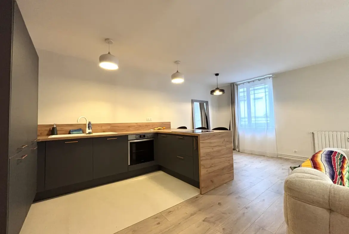 Vente d'un appartement T3 rénové avec garage à Roubaix 