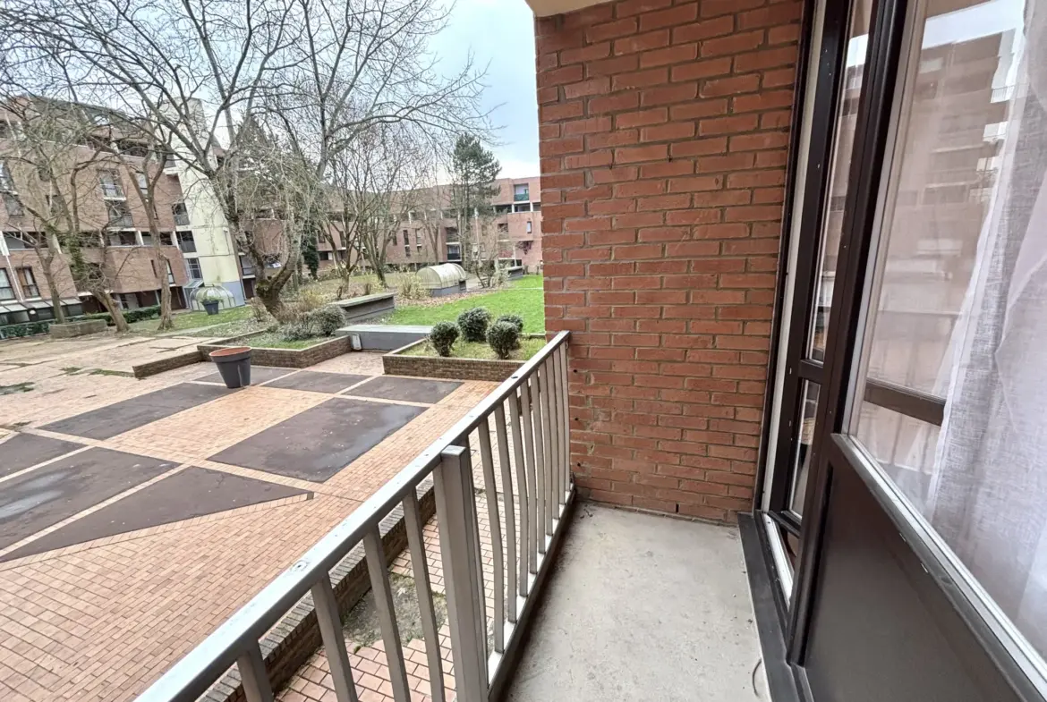 Vente d'un appartement T3 rénové avec garage à Roubaix 