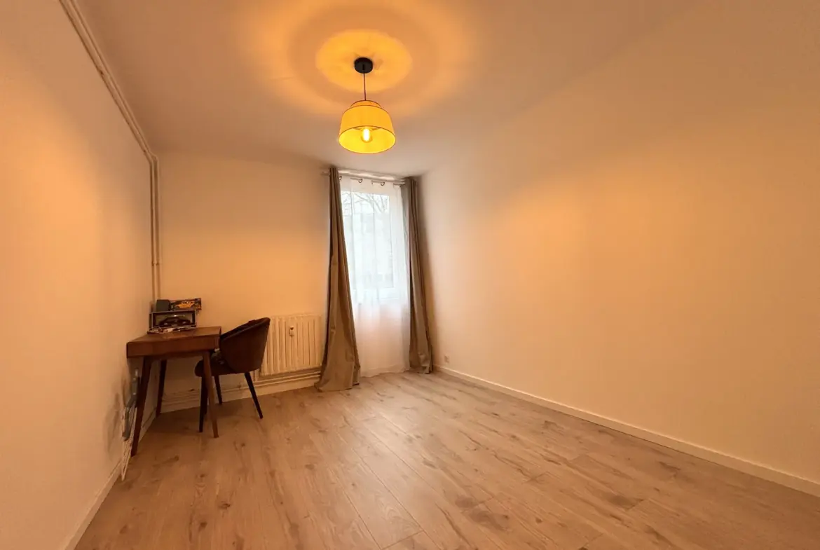 Vente d'un appartement T3 rénové avec garage à Roubaix 