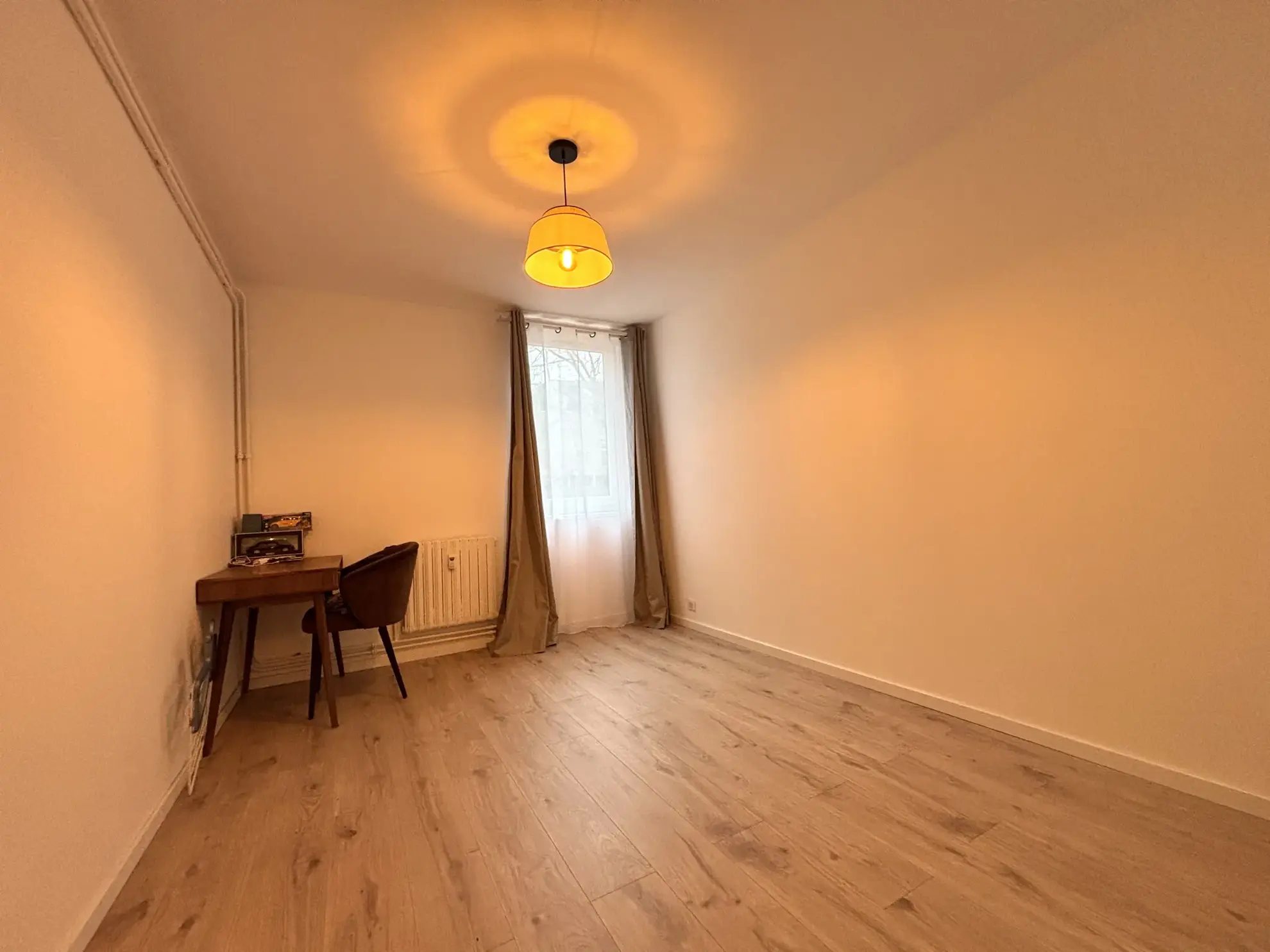 Vente d'un appartement T3 rénové avec garage à Roubaix 