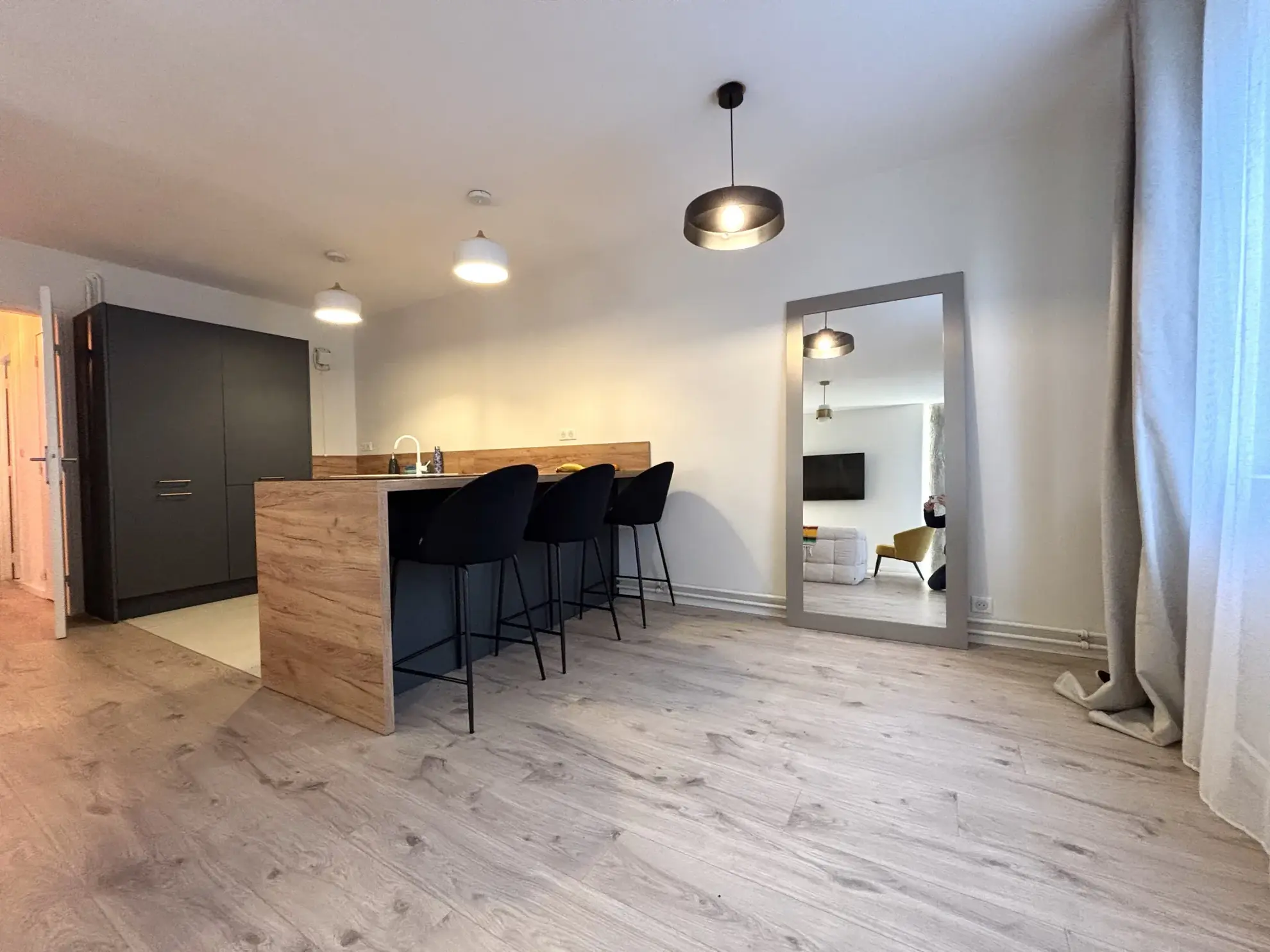 Vente d'un appartement T3 rénové avec garage à Roubaix 