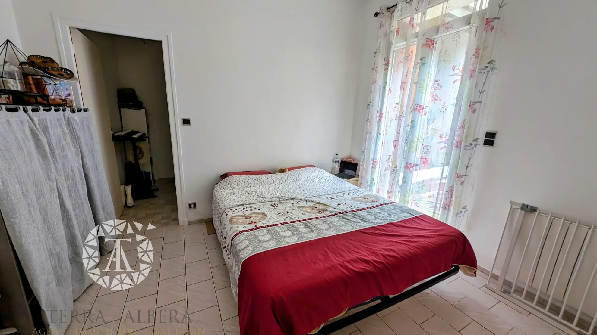 À vendre : Appartement F2 avec parking à Laroque-des-Albères 