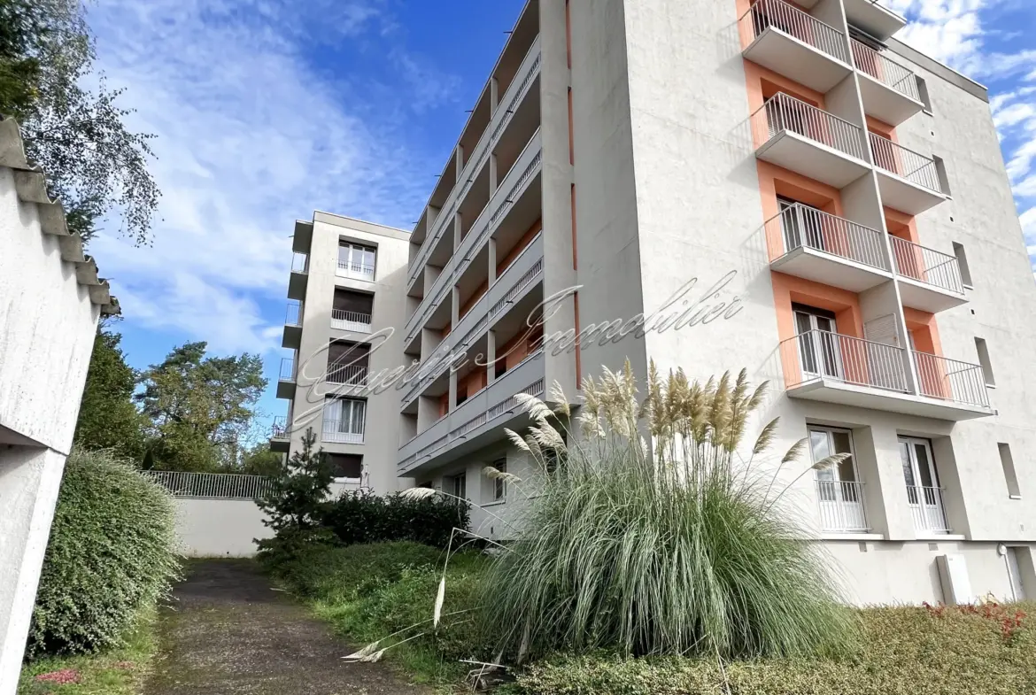 Appartement 3 pièces de 74m2 à Nevers à vendre 