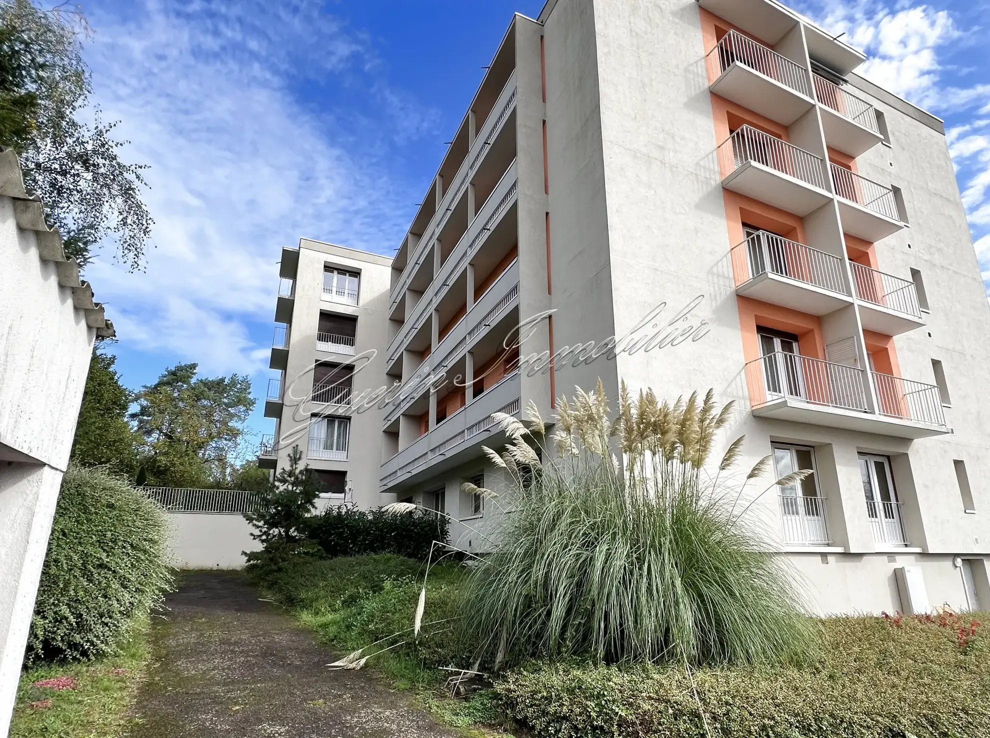 Appartement 3 pièces de 74m2 à Nevers à vendre 