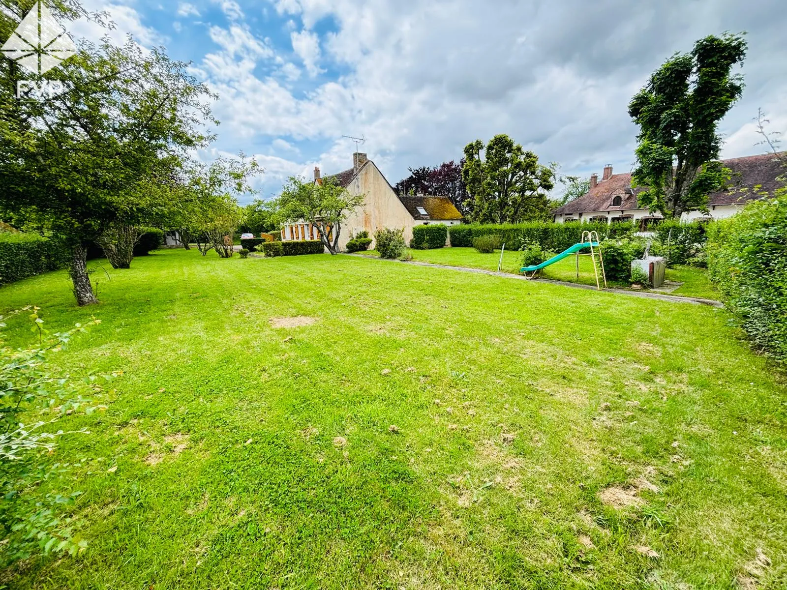 Maison de campagne à rénover à Douchy - Projet unique à saisir 