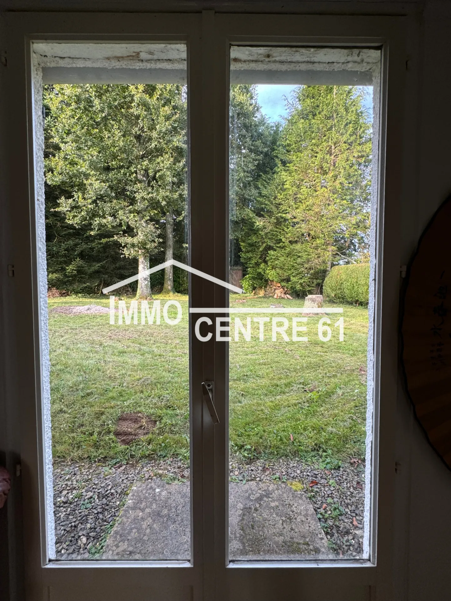 Maison de campagne avec 2 chambres et garage à La Ferté Macé 