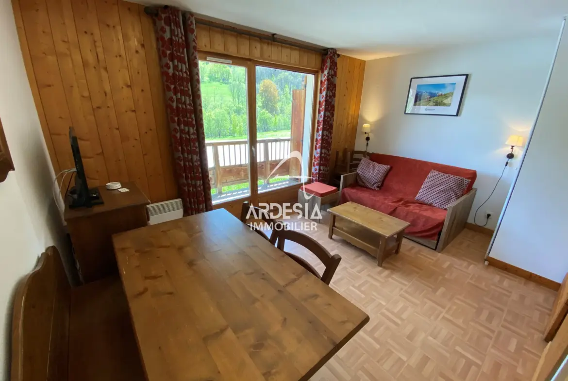 Appartement 2 pièces à vendre à Saint-Sorlin d'Arves - Vue dégagée 