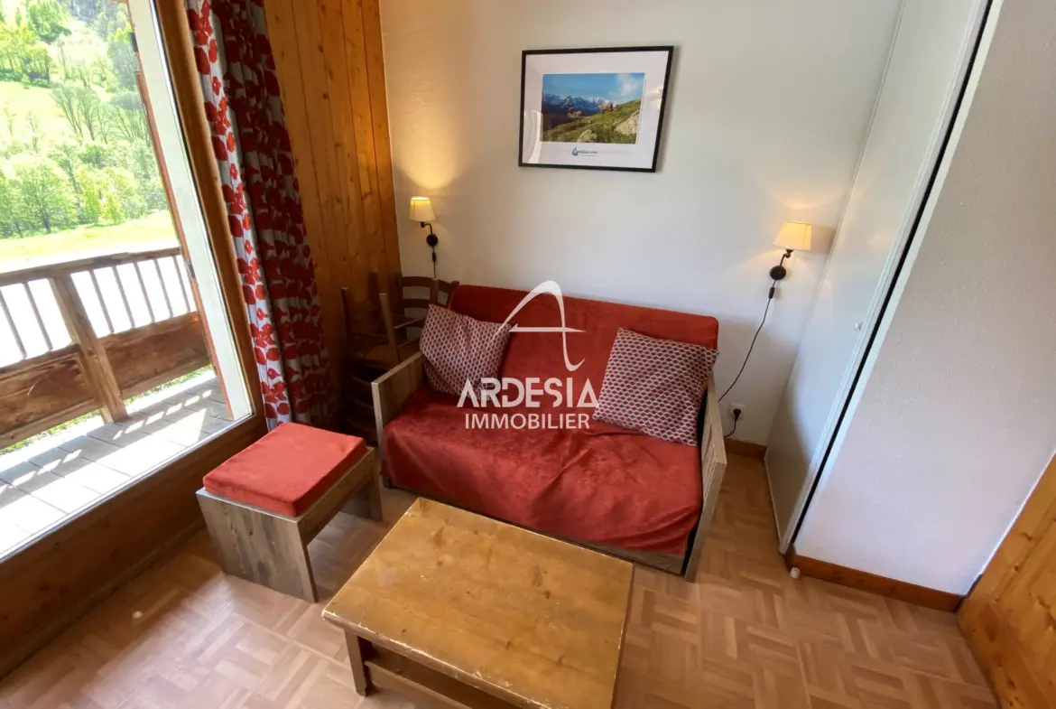 Appartement 2 pièces à vendre à Saint-Sorlin d'Arves - Vue dégagée 