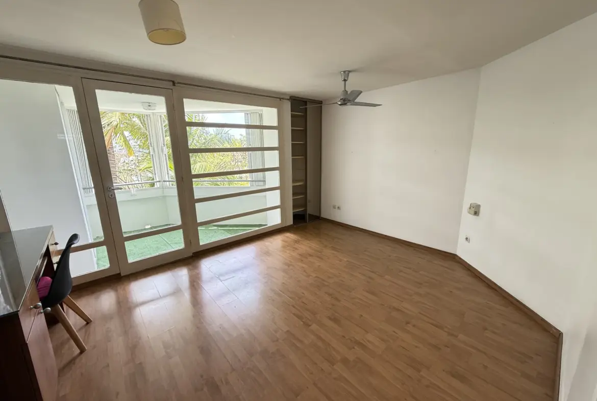 À vendre : Appartement F2 avec jardin à La Possession - 51m² 