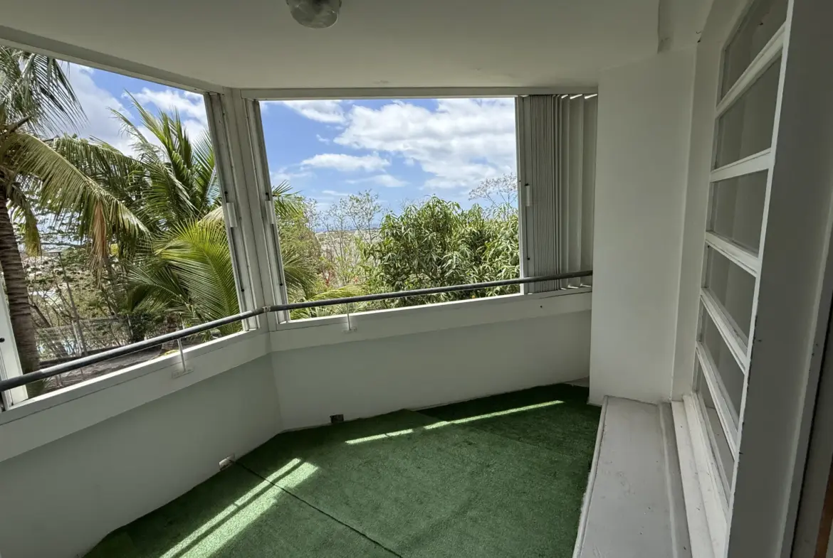 À vendre : Appartement F2 avec jardin à La Possession - 51m² 