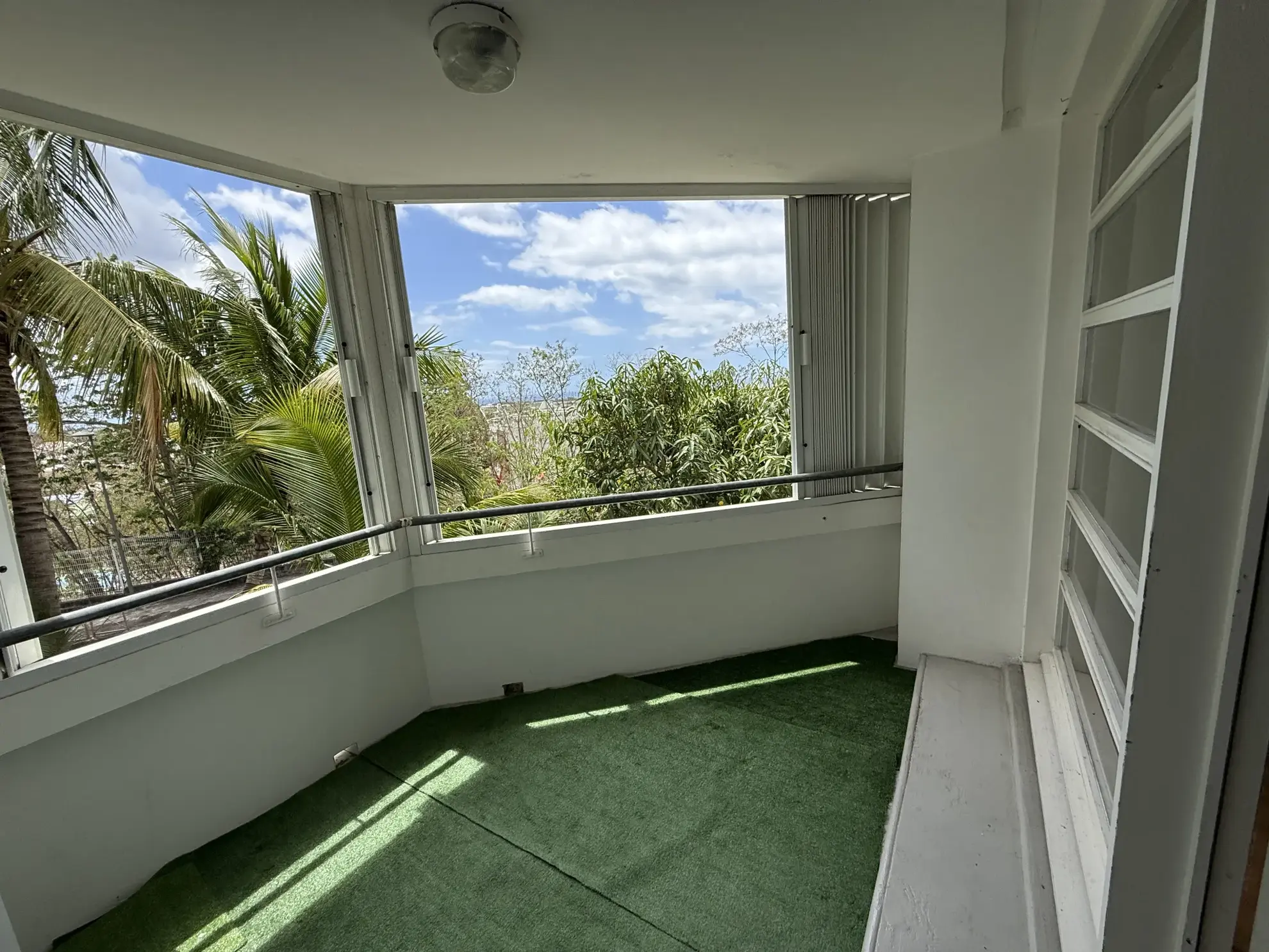 À vendre : Appartement F2 avec jardin à La Possession - 51m² 