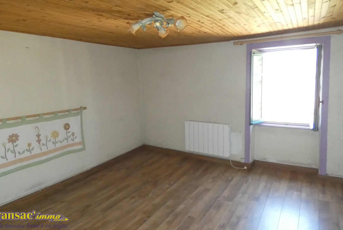 Maison de village à vendre à Courpière - 139 750 EUR 